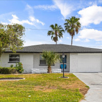 photo of 3435 Gulf Coast Drive property